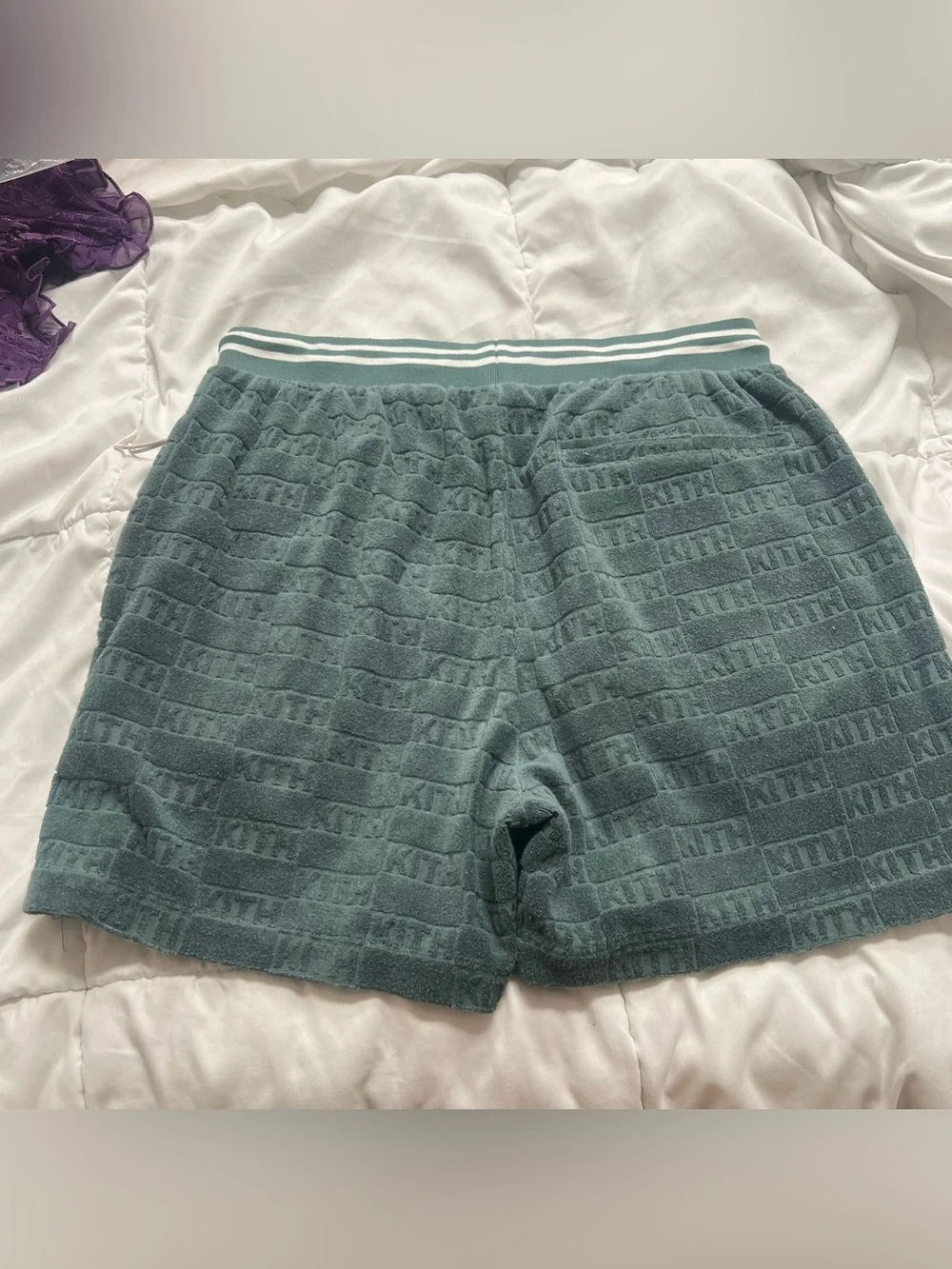 KITH Mens Shorts Size Medium